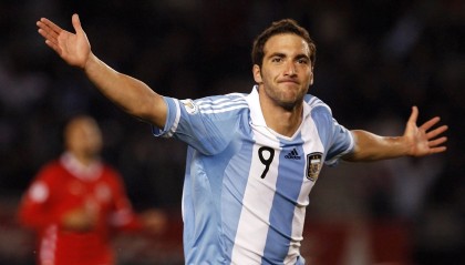 开云博彩-库里赛季总结视频播放量破千万，库里2021赛季视频