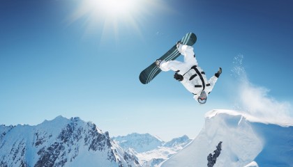 开云电子-美洲杯明星拼搏：突破极限，精彩不断！，美洲杯著名球星